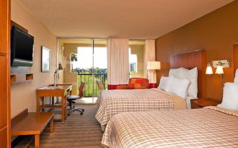 Moxy Phoenix Tempe/Asu Area Экстерьер фото