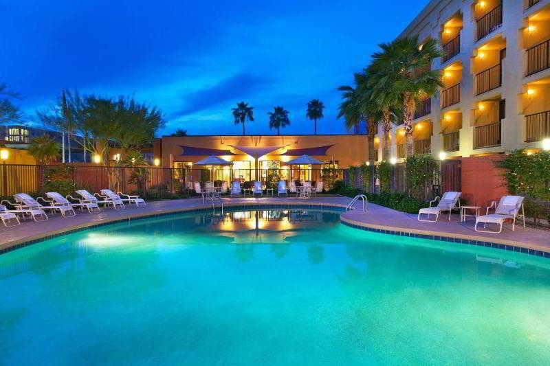 Moxy Phoenix Tempe/Asu Area Экстерьер фото